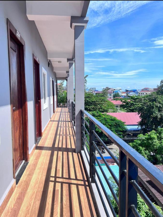 Kro Nhep Guesthouse Kampot Exterior foto